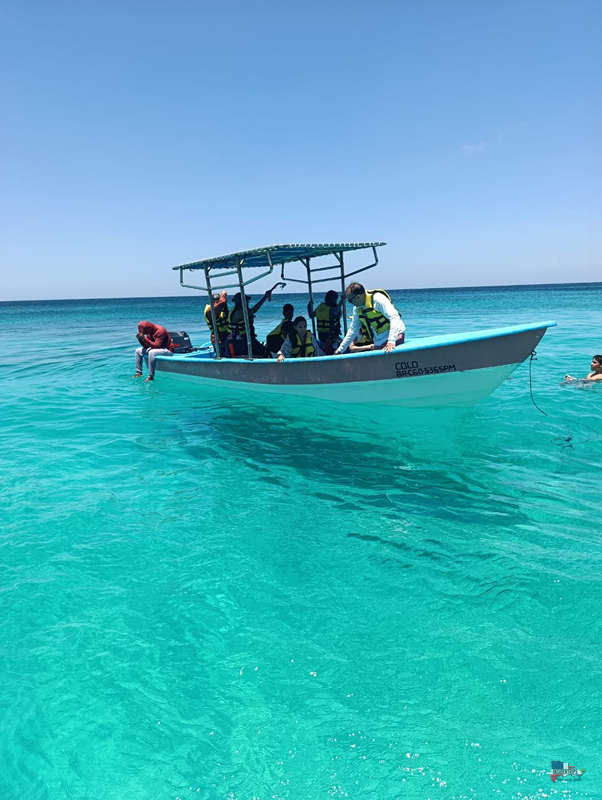 Bahía de las Águilas InsiderTrips